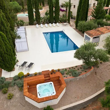 Villa Masia Cal Lloa
